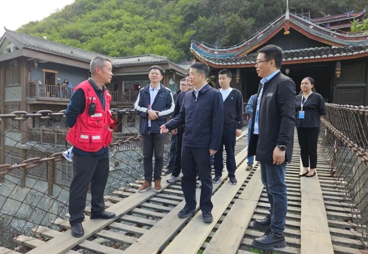 ʡ5001��˹ά��˹���ŵ�ί��ǡ����³������ʶӵ����ź�ţ��ɽ������չ����һ����ǰ��ȫר����